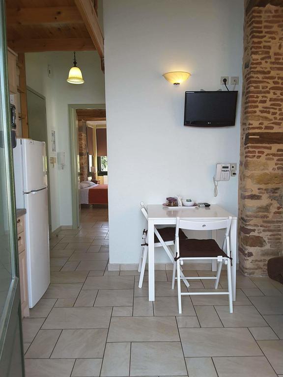Frourio Apartments Chios Town Zewnętrze zdjęcie