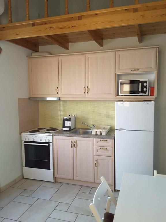 Frourio Apartments Chios Town Zewnętrze zdjęcie