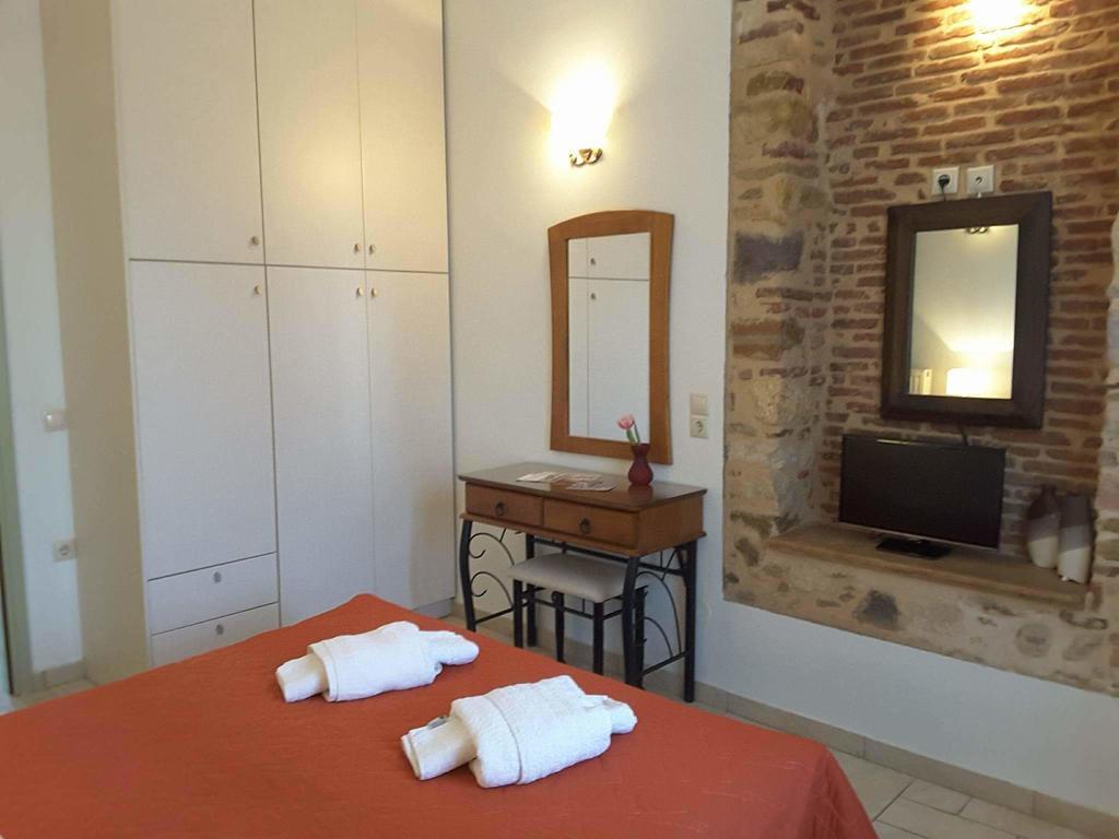 Frourio Apartments Chios Town Zewnętrze zdjęcie