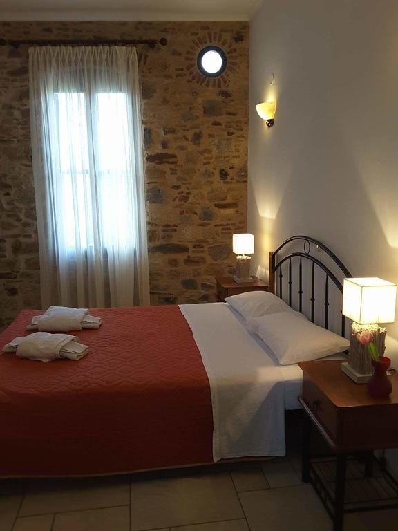 Frourio Apartments Chios Town Zewnętrze zdjęcie